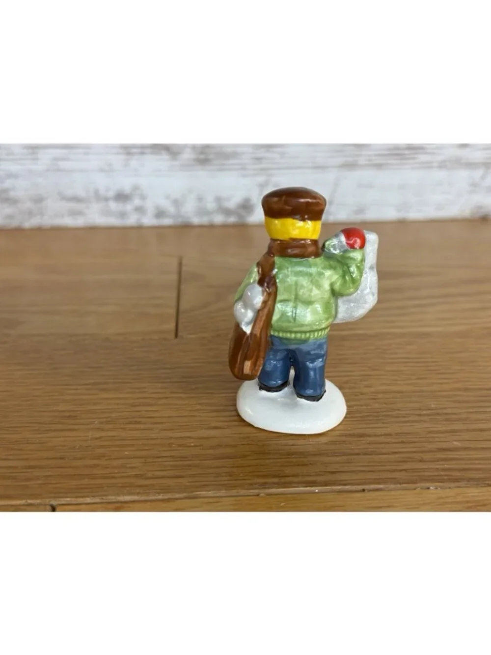 Department 56 Girl Selling Apples and News Boy #5129-2 Snow Village